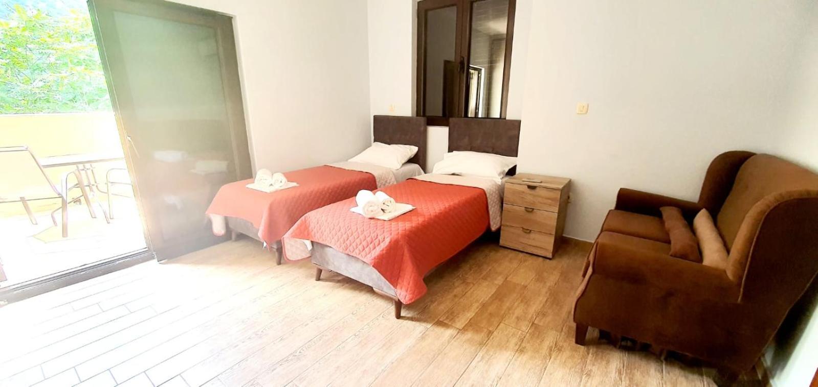 Keystone Apartments Donji Morinj Room photo